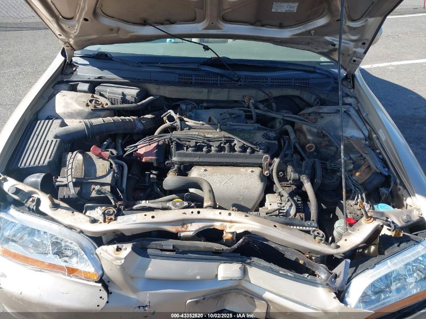 2000 Honda Accord 2.3 Se VIN: 1HGCG6692YA138132 Lot: 43352520