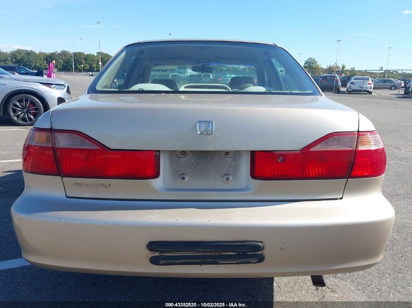 2000 Honda Accord 2.3 Se VIN: 1HGCG6692YA138132 Lot: 43352520