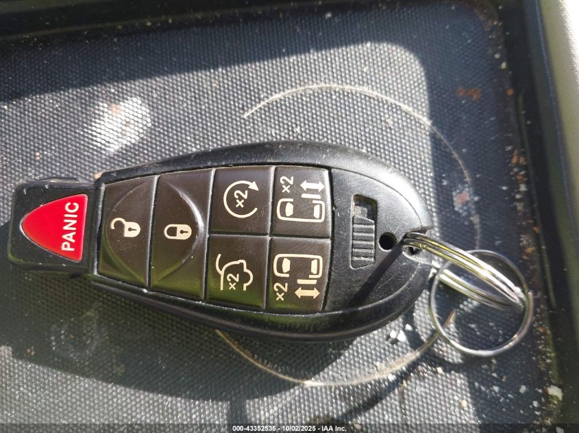 2011 Chrysler Town And Country VIN: 2A4RR8DGBR803482 Lot: 43352535