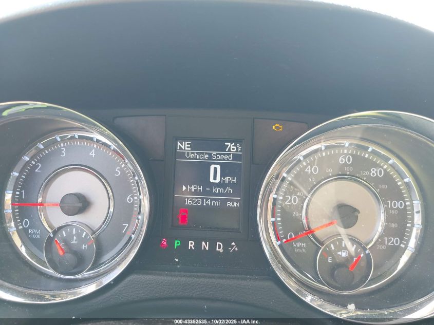 2011 Chrysler Town And Country VIN: 2A4RR8DGBR803482 Lot: 43352535