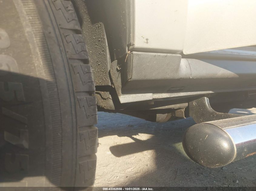 2007 Hummer H3 Suv VIN: 5GTDN13E678240383 Lot: 43352556