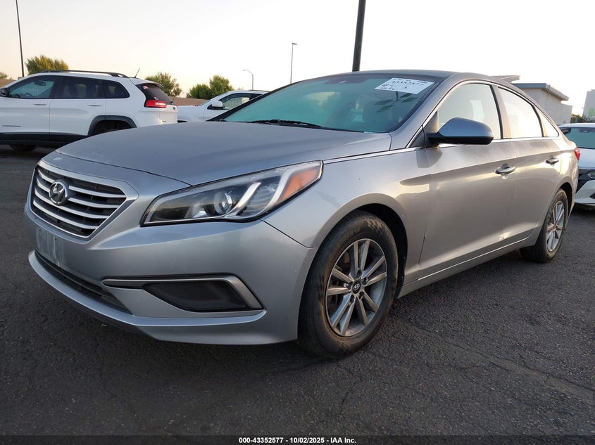 2017 Hyundai Sonata silver sedan gasoline 5NPE24AF9HH574816 photo #3