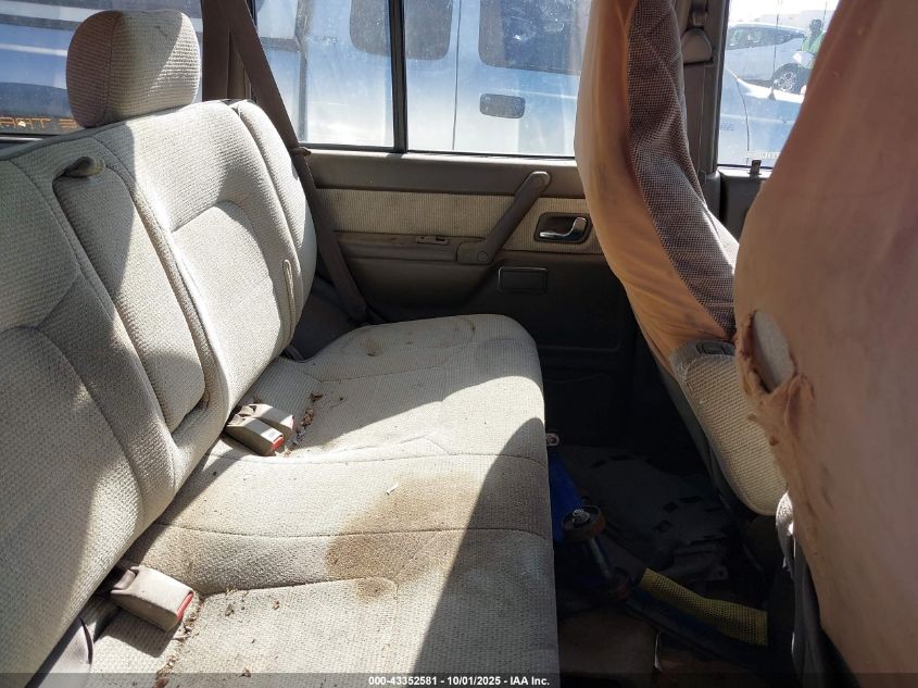 1993 Mitsubishi Montero Sr VIN: JA4MR51H8PJ003896 Lot: 43352581