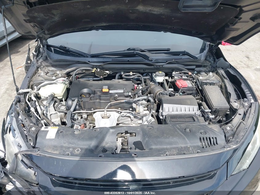 2018 HONDA CIVIC LX - 19XFC2F59JE032647