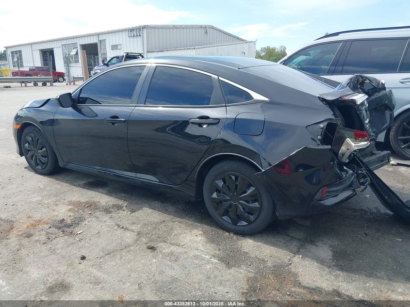 2018 HONDA CIVIC LX - 19XFC2F59JE032647