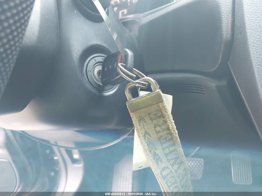 2018 HONDA CIVIC LX - 19XFC2F59JE032647