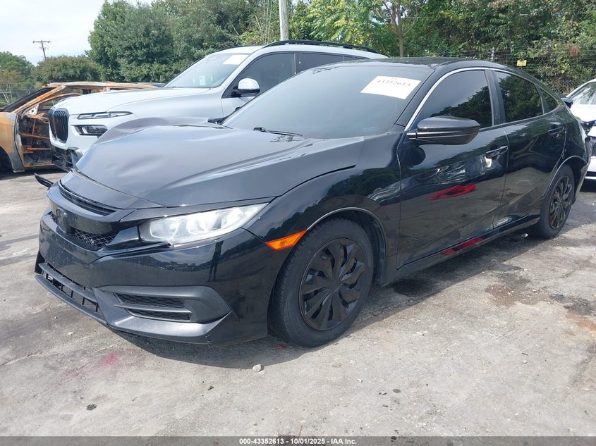 2018 HONDA CIVIC LX - 19XFC2F59JE032647
