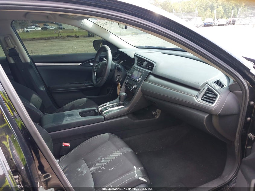 2018 HONDA CIVIC LX - 19XFC2F59JE032647