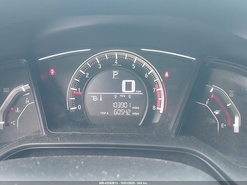 2018 HONDA CIVIC LX - 19XFC2F59JE032647