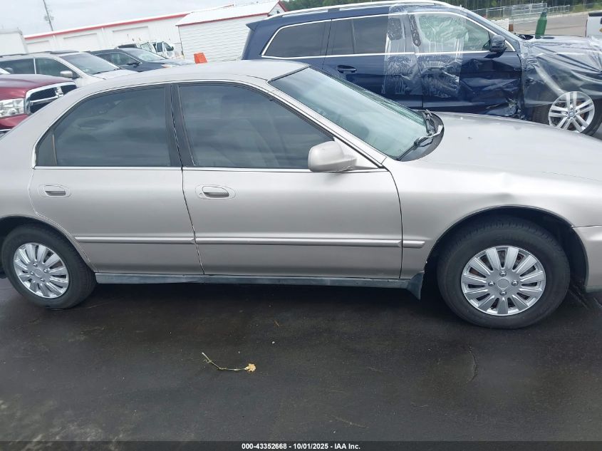 1997 Honda Accord Value VIN: 1HGCD5682VA186655 Lot: 43352668