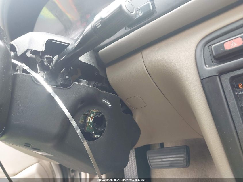 1997 Honda Accord Value VIN: 1HGCD5682VA186655 Lot: 43352668