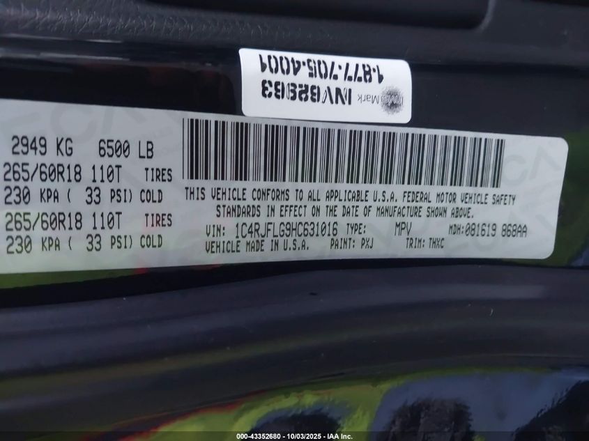 2017 Jeep Grand Cherokee Trailhawk 4X4 VIN: 1C4RJFLG9HC631016 Lot: 43352680