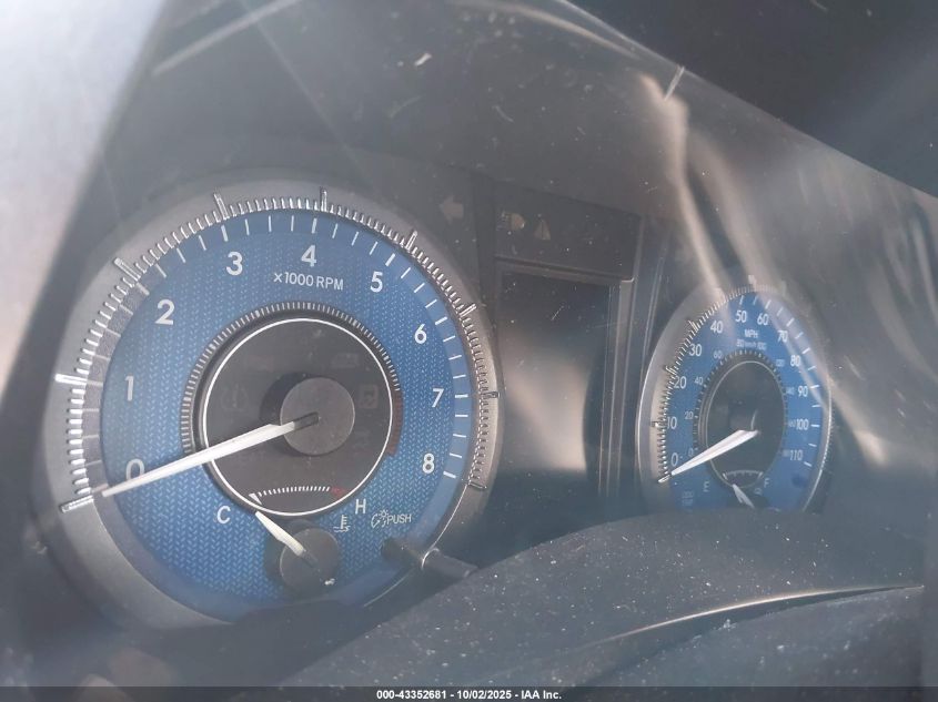 2017 Toyota Sienna Limited Premium 7 Passenger VIN: 5TDDZ3DC1HS152732 Lot: 43352681