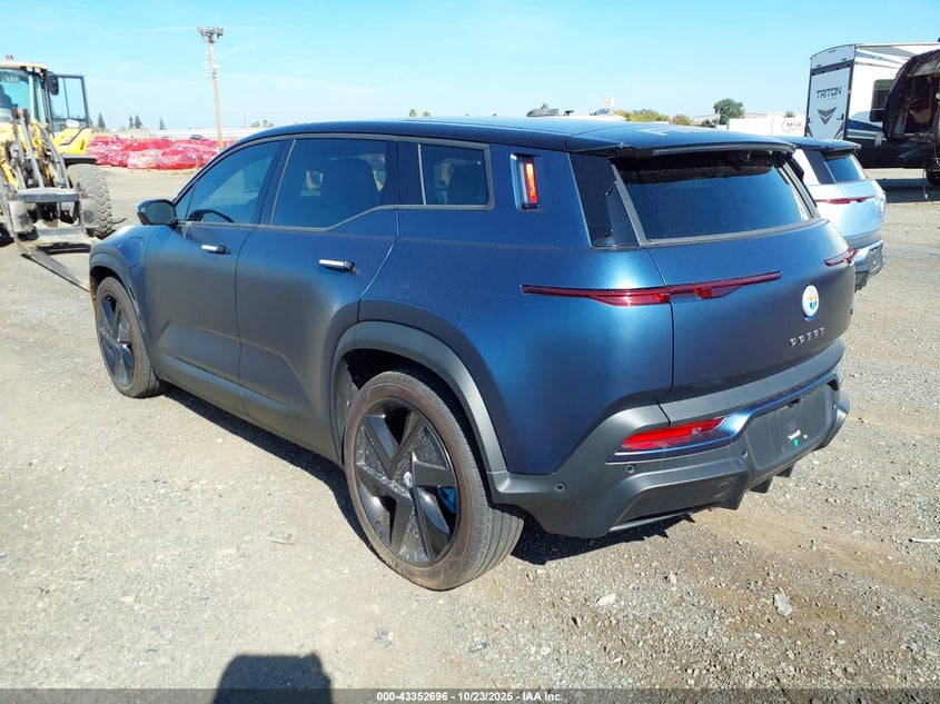 Vin: vcf1zbu20pg002432, lot: 43847417, fisker ocean one 20233
