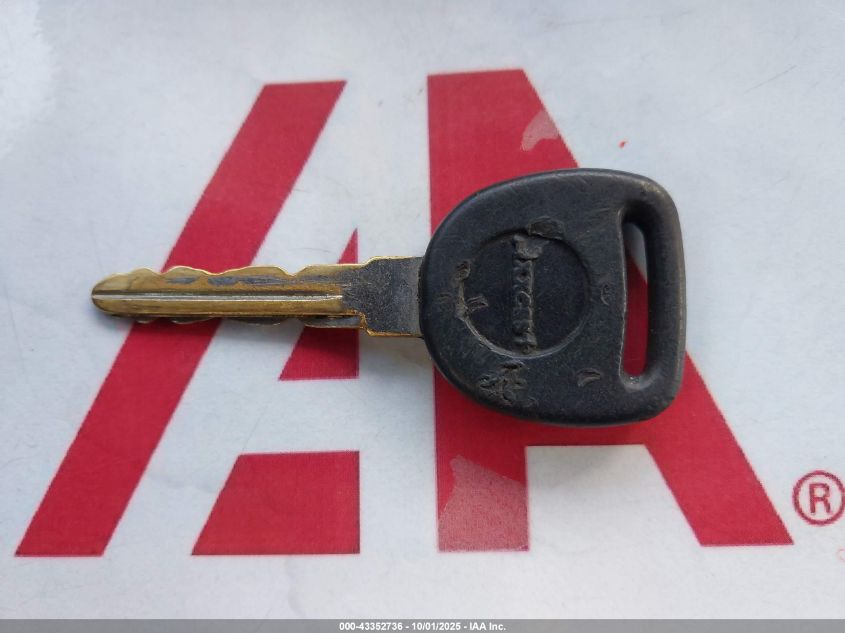 2005 Chevrolet Silverado 1500 Ls VIN: 2GCEC13T751252266 Lot: 43352736