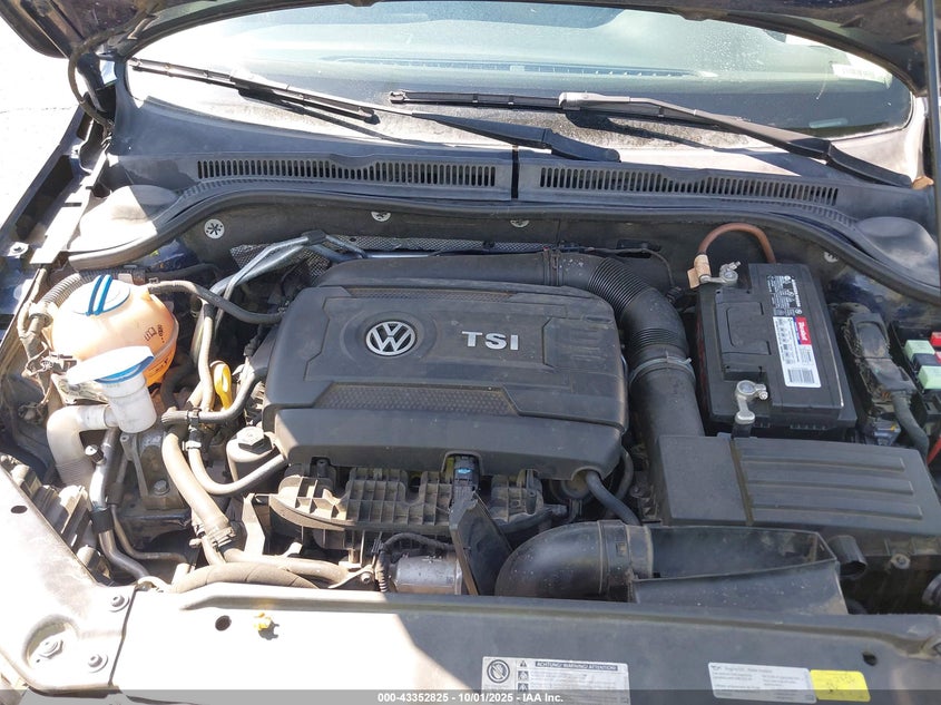 2014 VOLKSWAGEN JETTA 1.8T SE - 3VWD17AJ8EM385789