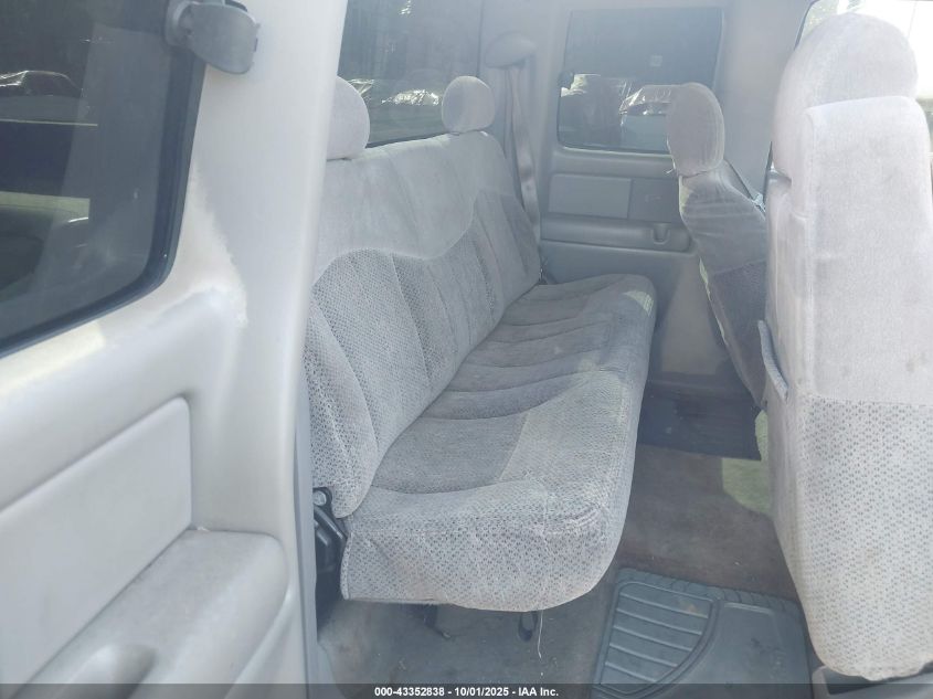 1999 Chevrolet Silverado 1500 Ls VIN: 2GCEC19TOX1280520 Lot: 43352838