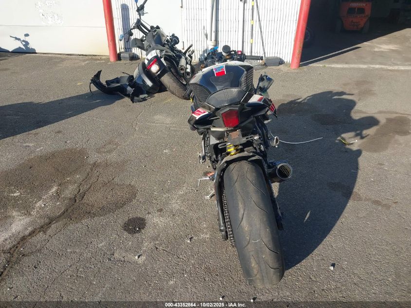 2022 Yamaha Yzfr1 VIN: JYARN66E3NA002126 Lot: 43352864