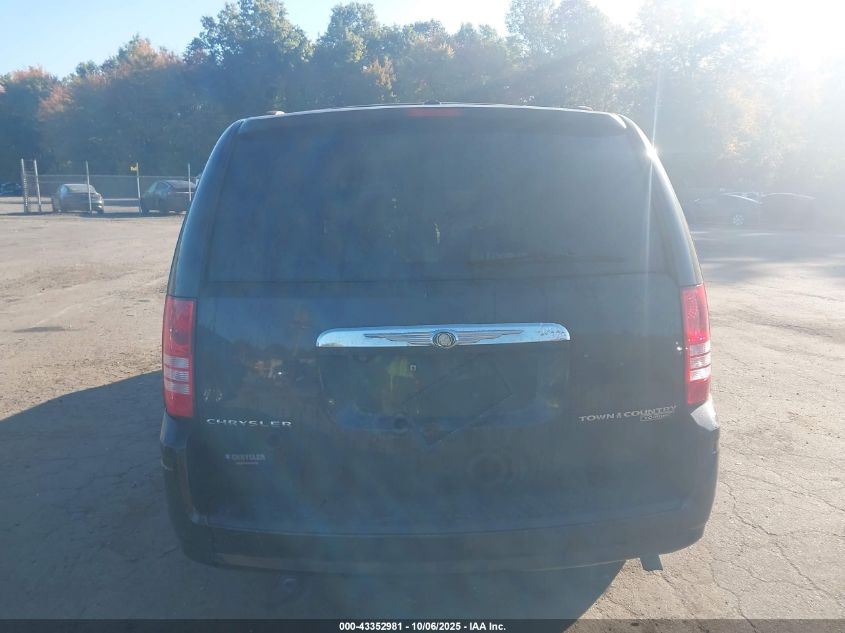 2010 Chrysler Town & Country Touring Plus VIN: 2A4RR8D1XAR381016 Lot: 43352981