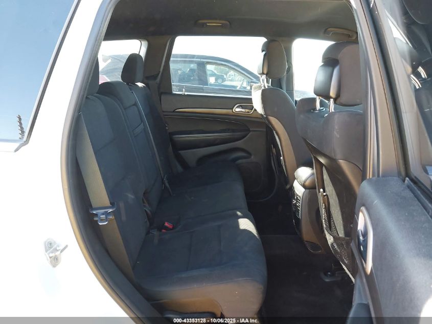 2015 Jeep Grand Cherokee Laredo VIN: 1C4RJFAG9FC237211 Lot: 43353128