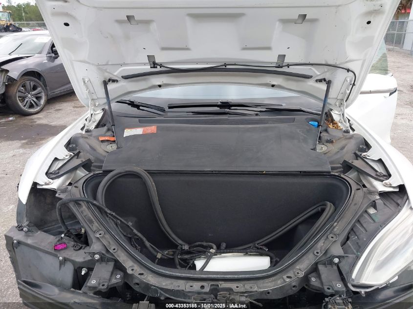 2016 Tesla Model S 60/70/75/85 VIN: 5YJSA1E13GF176212 Lot: 43353185