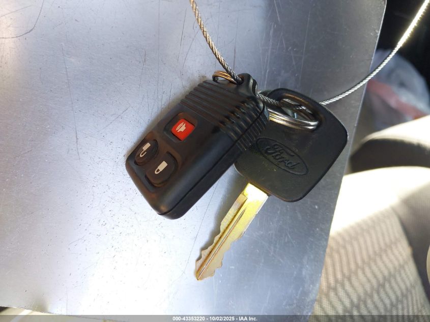 2003 Ford F-150 Lariat/Xl/Xlt VIN: 2FTRX17W53CA99608 Lot: 43353220