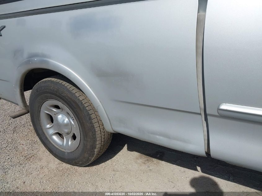 2003 Ford F-150 Lariat/Xl/Xlt VIN: 2FTRX17W53CA99608 Lot: 43353220