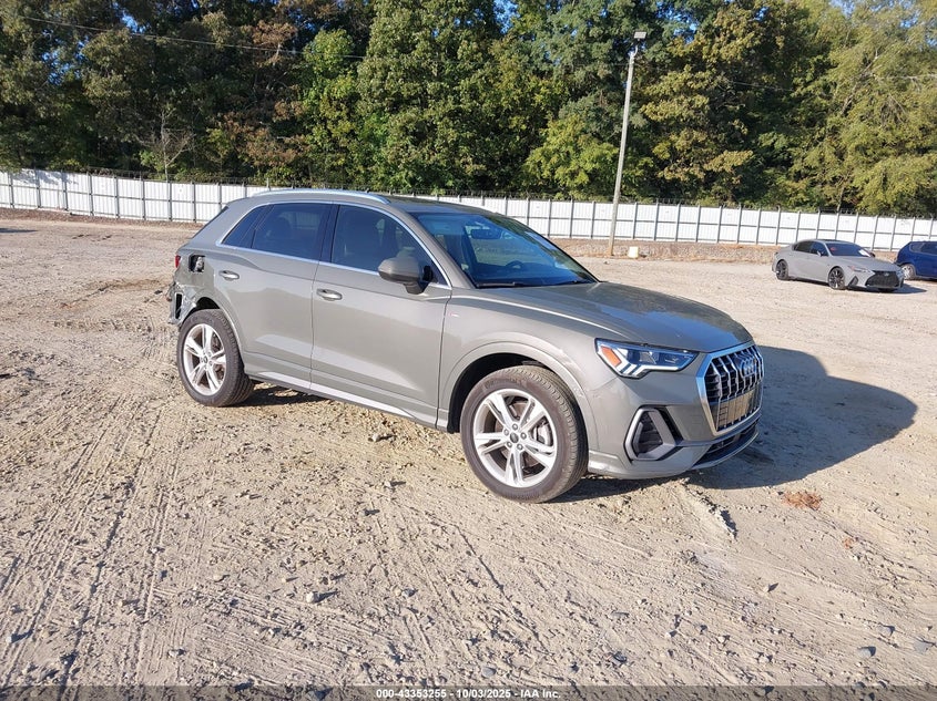 AUDI Q3 PREMIUM PLUS 45 TFSI S LINE QUATTRO TIPTRONIC