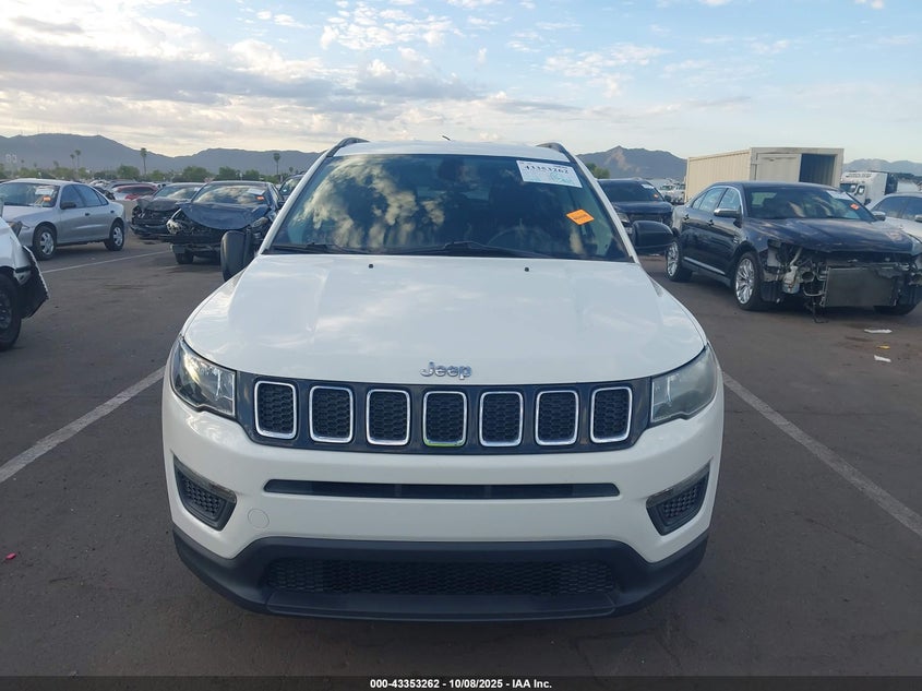 2017 Jeep New Compass Sport Fwd VIN: 3C4NJCAB7HT629497 Lot: 43353262