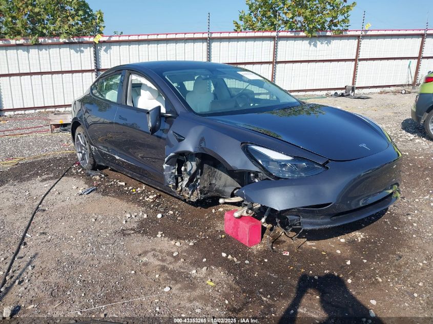 TESLA MODEL 3 REAR-WHEEL DRIVE
