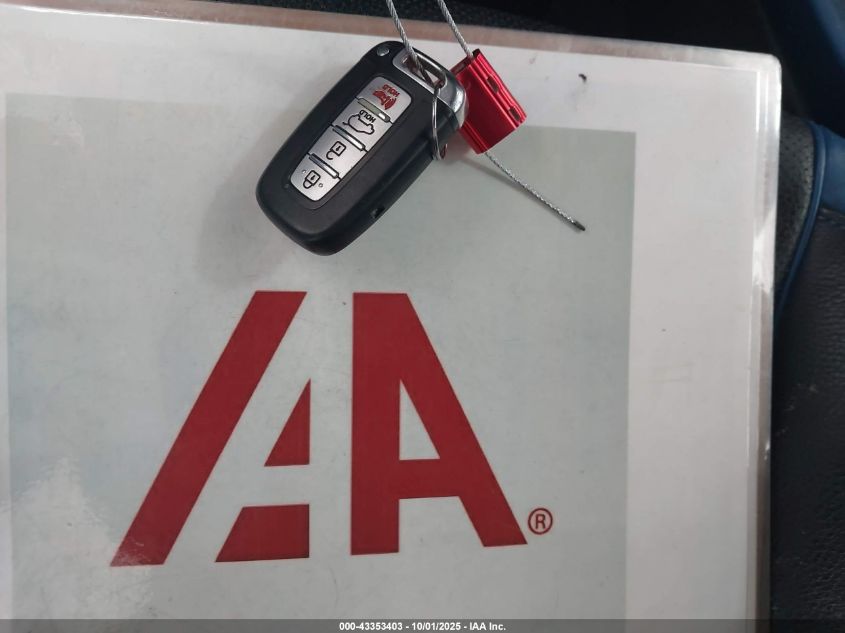 2013 Hyundai Veloster Turbo W/Blue VIN: KMHTC6AEXDU167848 Lot: 43353403