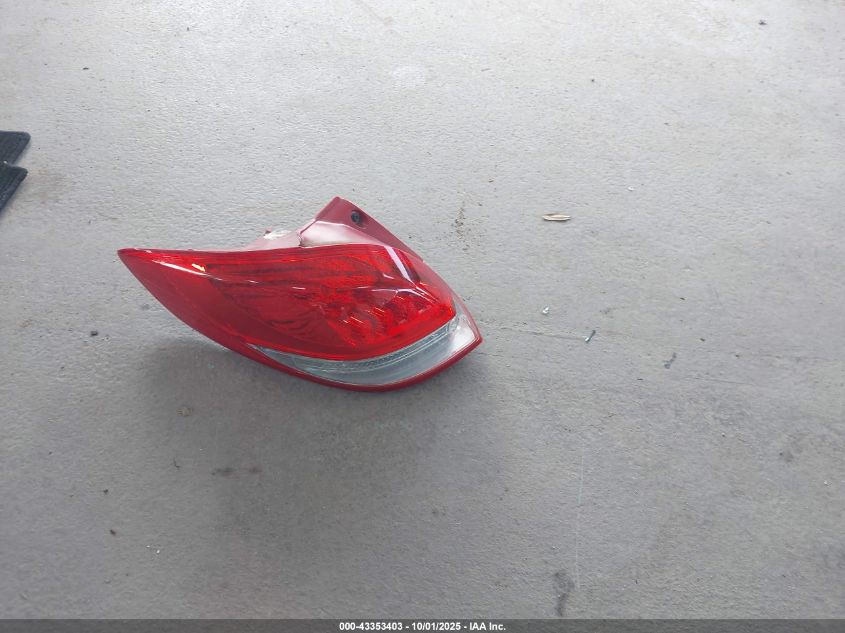 2013 Hyundai Veloster Turbo W/Blue VIN: KMHTC6AEXDU167848 Lot: 43353403