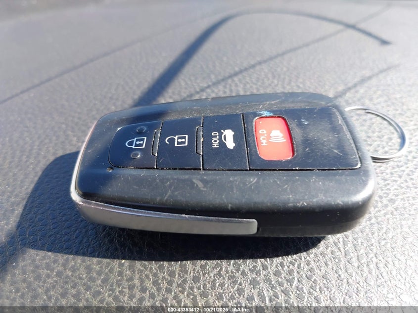4T1M11AKXLU879214 2020 TOYOTA CAMRY photo no. 11