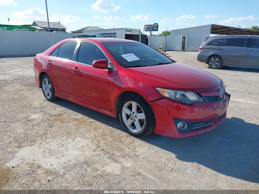 4T1BF1FK3DU671114 2013 Toyota Camry Se auction photo 1