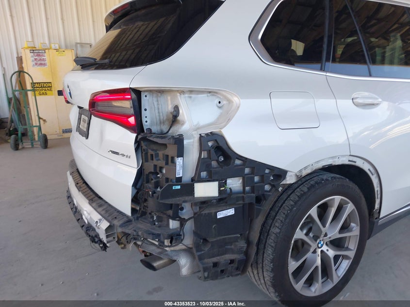 2019 BMW X5 XDRIVE40I - 5UXCR6C59KLL21046