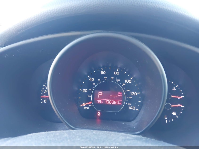 2015 KIA SOUL + KNDJP3A55F7788382