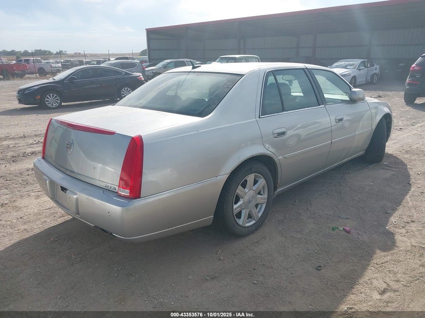 1G6KD57Y07U118108 2007 CADILLAC DTS photo no. 4
