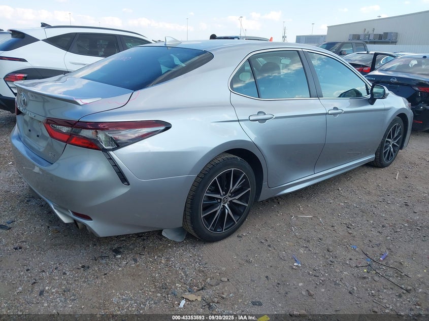 2024 TOYOTA CAMRY SE - 4T1G11AK7RU858777