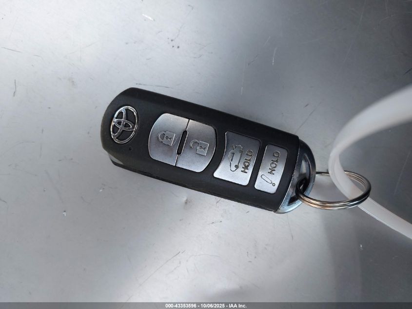 2018 Toyota Yaris Ia VIN: 3MYDLBYV7JY321403 Lot: 43353596