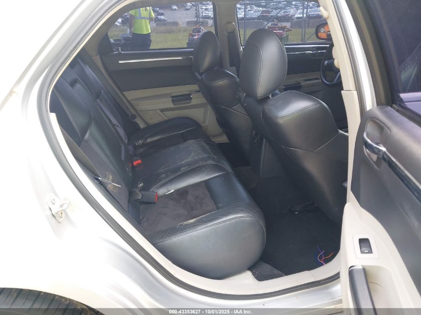 2007 Chrysler 300C Srt8 VIN: 2C3LA73W07H635362 Lot: 43353627