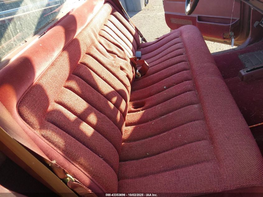 1988 GMC Gmt-400 K1500 VIN: 2GTDK14K2J1555180 Lot: 43353696