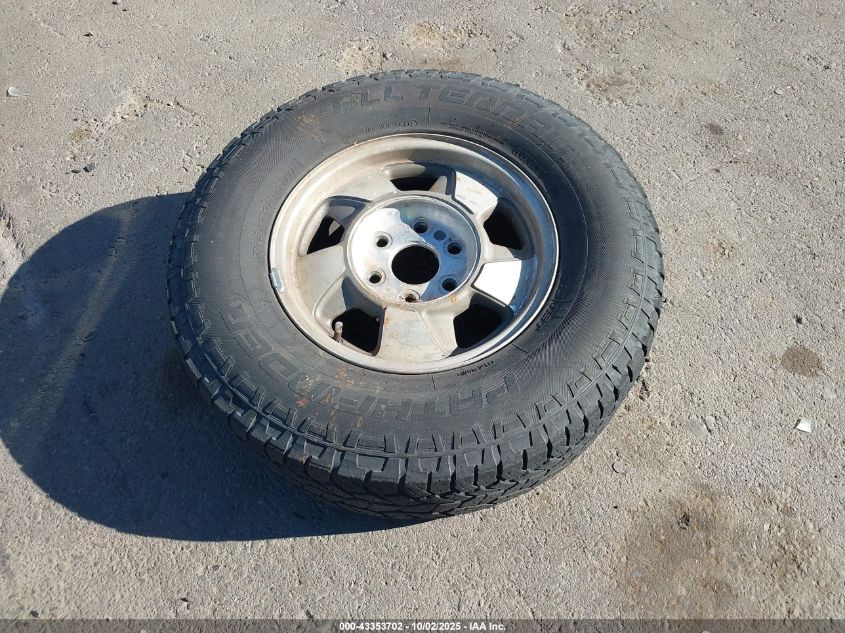 1998 Chevrolet K1500 Fleetside/Silverado Fleetside/Sportside VIN: 1GCEK19R2WE110616 Lot: 43353702