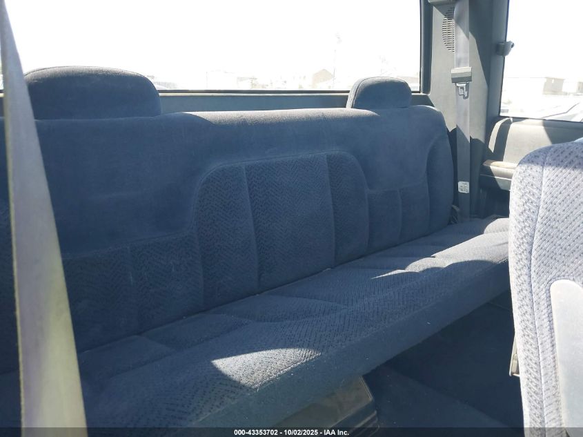 1998 Chevrolet K1500 Fleetside/Silverado Fleetside/Sportside VIN: 1GCEK19R2WE110616 Lot: 43353702