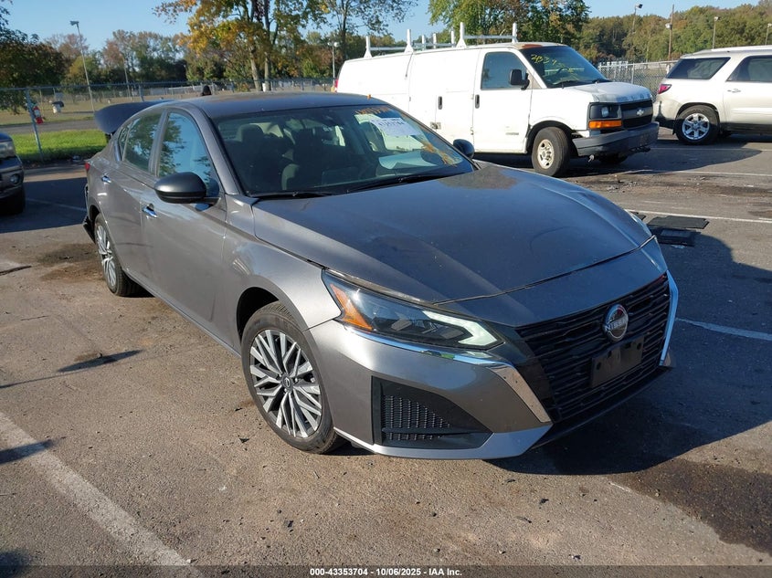 NISSAN ALTIMA SV INTELLIGENT AWD