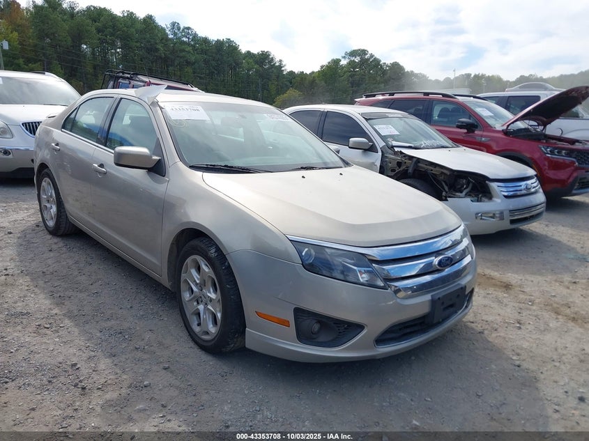FORD FUSION SE