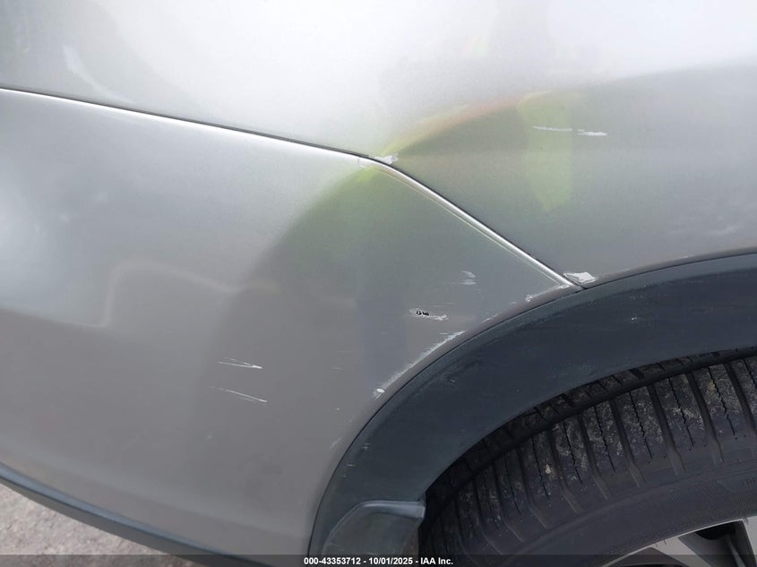 2017 TOYOTA HIGHLANDER LE PLUS - 5TDBZRFH3HS367760