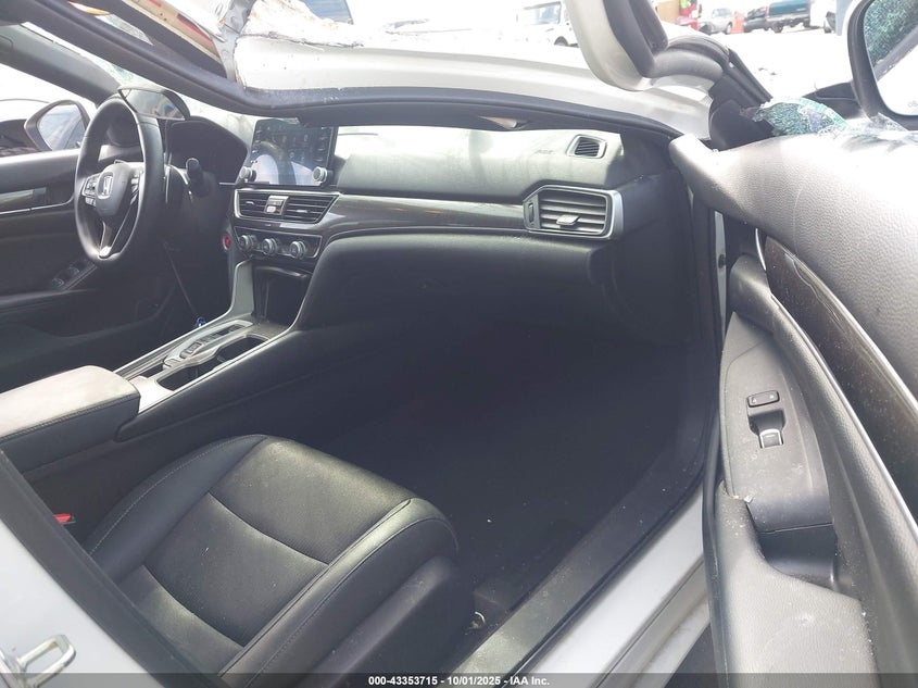 1HGCV2F35JA045721 2018 HONDA ACCORD photo no. 5