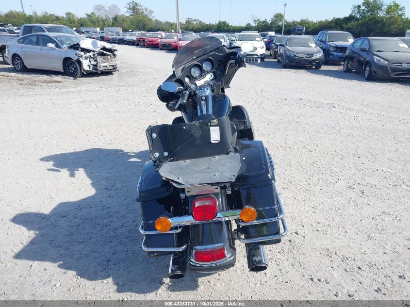 2010 Harley-Davidson Flhtcu VIN: 1HD1FC411AB645252 Lot: 43353731