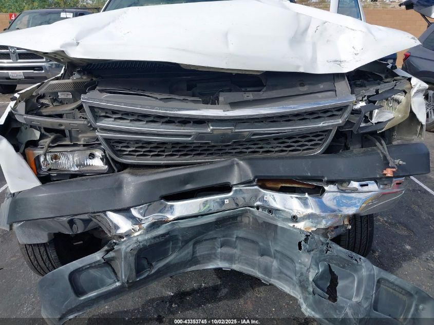 2005 Chevrolet Silverado 2500Hd Work Truck VIN: 1GBHC24U55E306015 Lot: 43353745