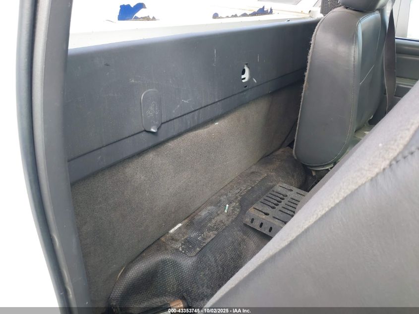 2005 Chevrolet Silverado 2500Hd Work Truck VIN: 1GBHC24U55E306015 Lot: 43353745